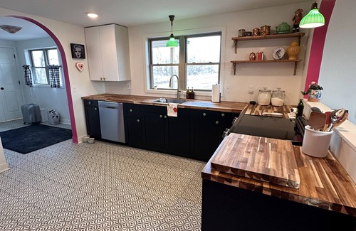 Gregory County Casa | Cozy & Private Home in Burke