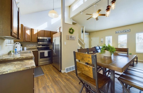 Pueblo Casa | Cozy, Quiet, Beautiful Townhome. Great sleep! Patio and grill. Pet Friendly !