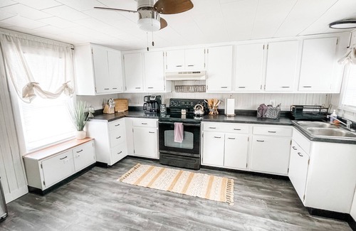 Oshkosh Casa | Cozy & Quiet; Oshkosh Hidden Gem