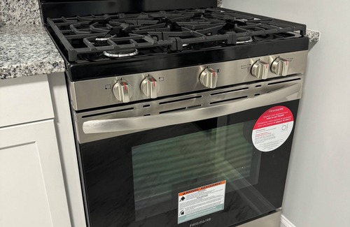 South Side Apartamento | Cozy remodeled apartment close to major highways