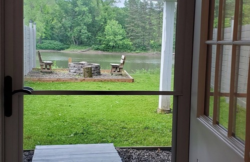 Corbettsville Casa | Cozy River home