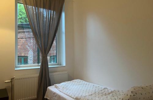 Eslov Casa | Cozy room with two single bed in near by Eslöv station