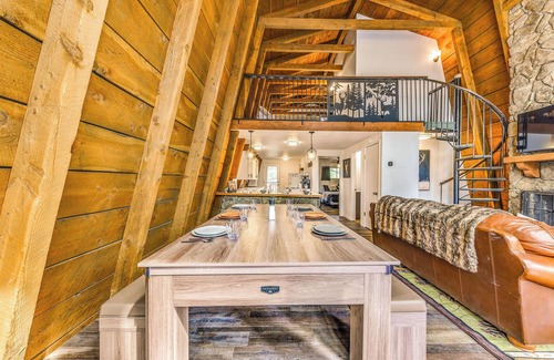 Ruidoso Cabaña | Cozy Ruidoso Cabin Rental w/ Private Hot Tub!