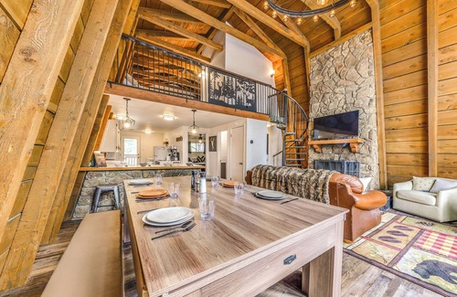 Ruidoso Cabaña | Cozy Ruidoso Cabin Rental w/ Private Hot Tub!