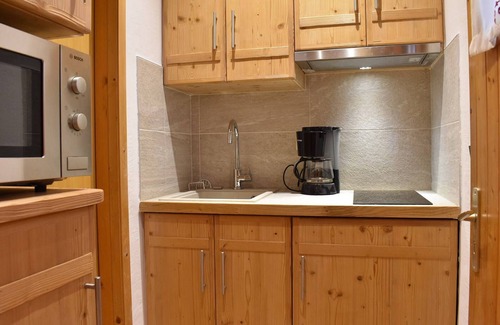 Meribel Centre Apartamento | Estudio acogedor para 2 en MERIBEL, acceso a pistas y cerca de comodidades