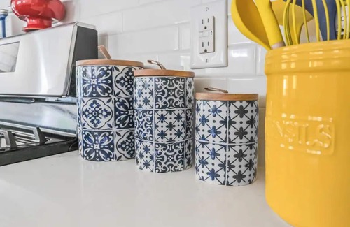 Durham Casa | COZY SUN FILLED HOME / MODERN VILLA NEAR DOWNTOWN