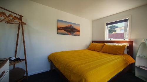 New Plymouth Casa | Cozy Tiny House Near The Beach