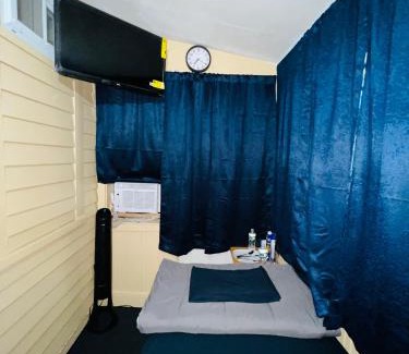 Hartford Casa | Cozy tiny private room in Hartford