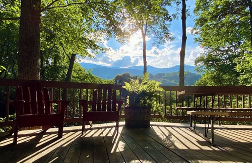 Burnsville Cabina | Acogedor Treehouse Por Mt. Mitchell campo de golf y pesca