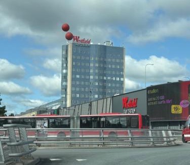 Taby Apartamento | Cozy two bedroom apartment close to Westfield Täby Centrum