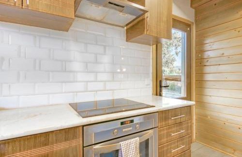 Torrelodones Villa | Cozy wood cabin, Casino, Pool, 25 min to Madrid Center