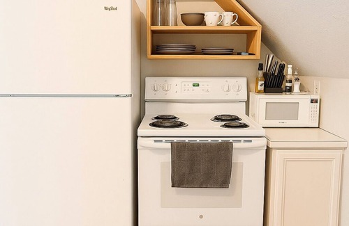 Stevens Point Cabina | Cozy Woodland Retreat on 8 Private Acres