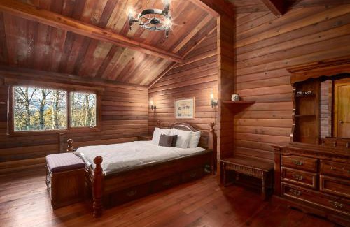 East Kootenay Casa | Creekside Cabin