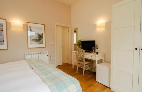 Bridport Hotel | Crepe Farm Barns