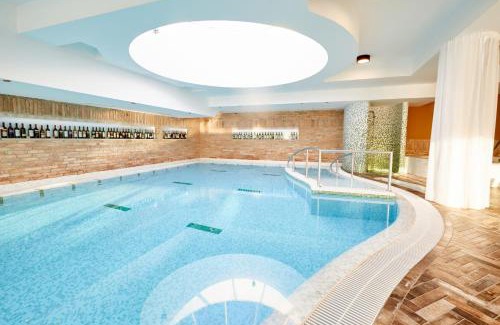 Villany Hotel | Crocus Gere Bor Hotel Resort & Wine Spa