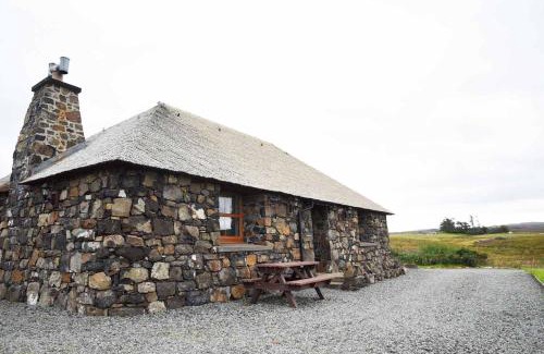 Caroy Casa | Crofters Cottage