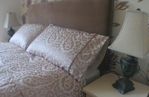 Mohill Casa | Crofton House Lough Rynn