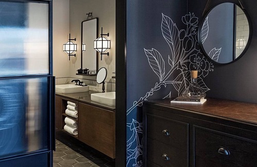 Crossroads Arts District Hotel | Crossroads Hotel