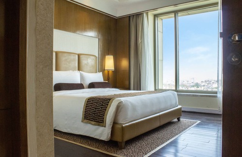 Okhla Phase I Hotel | Crowne Plaza Hotel New Delhi Okhla by IHG