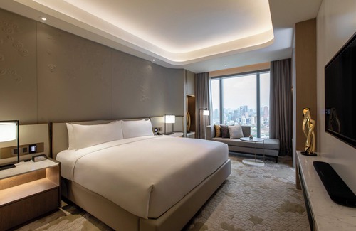 Kuala Lumpur City Centre Hotel | Crowne Plaza Kuala Lumpur City Centre by IHG