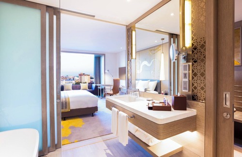 Vientiane Hotel | Crowne Plaza Vientiane by IHG