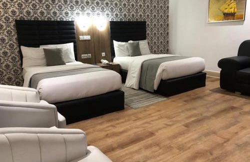 Ozuaha Hotel | Crownsville Hotel - Airport Road