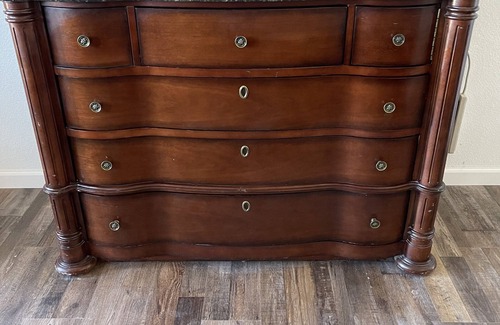 Red Bluff Hotel | CRYSTAL MOTEL