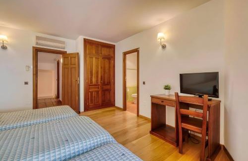 Piedralaves Casa | Cuesta Del Reloj