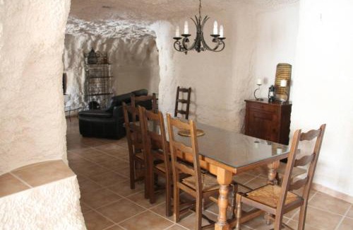 La Alqueria Casa | CUEVAS AL ANDALUS - Alegria