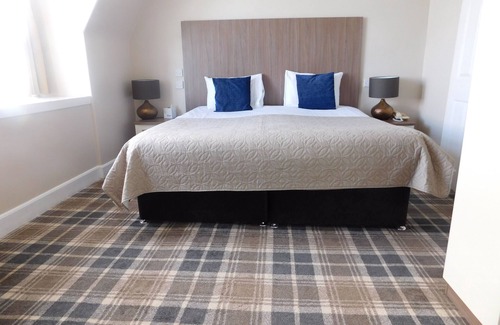 Cullen Hotel | Cullen Bay Hotel