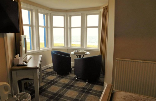 Cullen Hotel | Cullen Bay Hotel