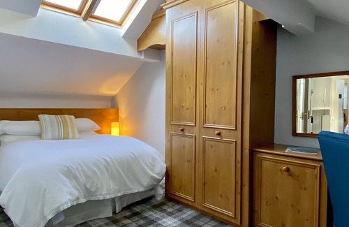 Calder Bridge Hotel | Cumbrian Lodge