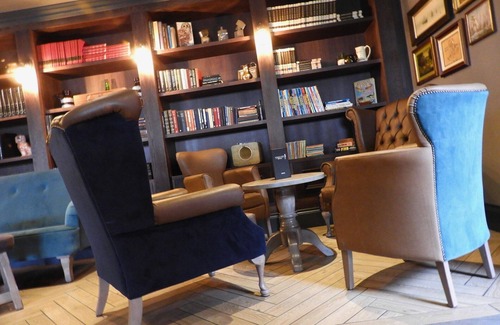 Larne Hotel | Curran Court Hotel