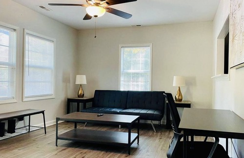 Hillsborough Casa | Cute Bungalow in Hillsborough