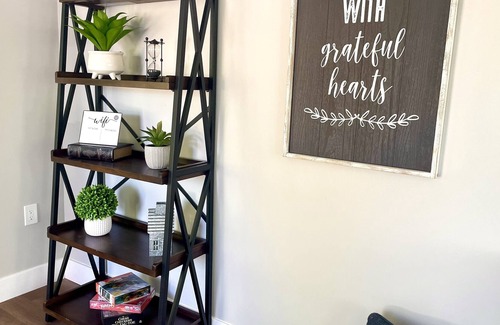 Alpine Cabaña | Cute Cottage in the heart of Alpine