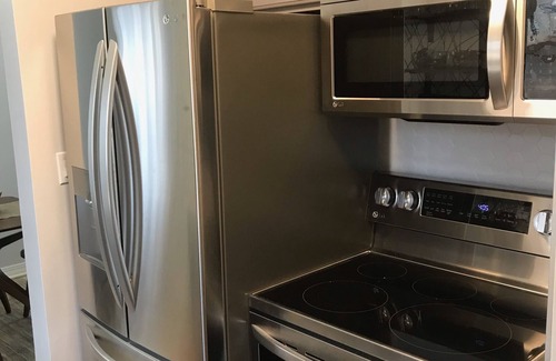 Lincoln Casa | Cute Litte Bungalow in the heart of Lincoln!