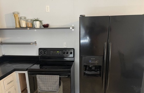 Huber Heights Casa | Cute little house across from baseball fields