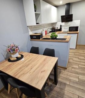 Leszczyniec Apartamento | Czarny Koń i Biały Koń Black Horse & White Horse Apartamenty