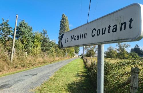 Rouvres-les-Bois Casa | Détente au Moulin: Piscine, Jacuzzi, Animaux Bienvenus - FR-1-591-641
