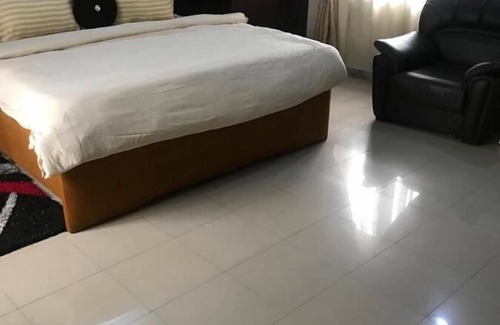 Port Harcourt Hotel | D Dov Guest House