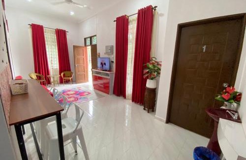 Kampung Gong Mak Som Casa | D'MENTARI BONDA Homestay Pool
