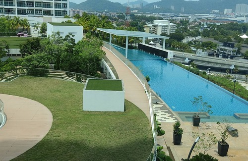 Kampung Batu Maung Apartamento | D Paradise 1 with High Speed Wifi & Amenities