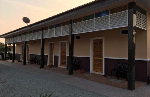 Kampung Kedawang Hotel | D’ Village Cottage