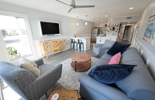 Duck Casa | D109- Sun Kissed