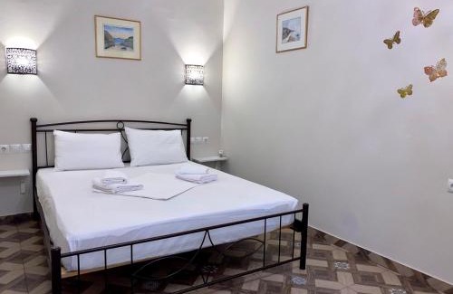 Dafni-Ymittos Apartamento | Dafni's home is in 200m to metro Ag Ioanis