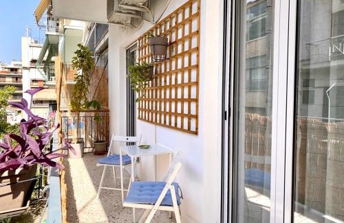 Dafni-Ymittos Apartamento | Dafni's home is in 200m to metro Ag Ioanis