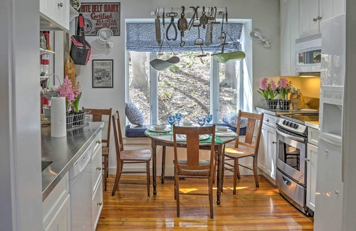 New Preston Cabaña | Lakefront New Preston Cottage w / Dock & Fire Pit!