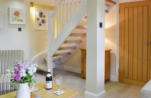 Five Oak Green Casa | Dairy Cottage