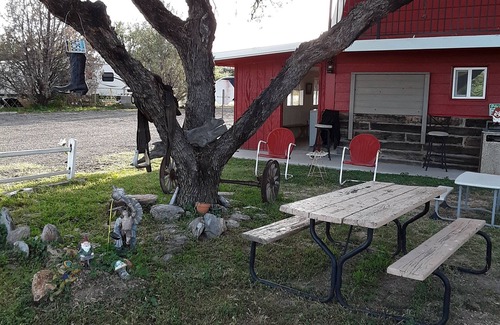 Pomerene Casa | Dakota Wheatbarn