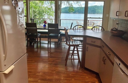 Byrdstown Casa | La única casa de vacaciones frente al mar de Dale Hollow